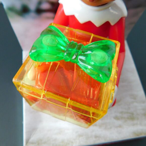 Elf On The Shelf LOT 3: Candy Holder Ornament Christmas Figurine, Book & Pull - Picture 4 of 16